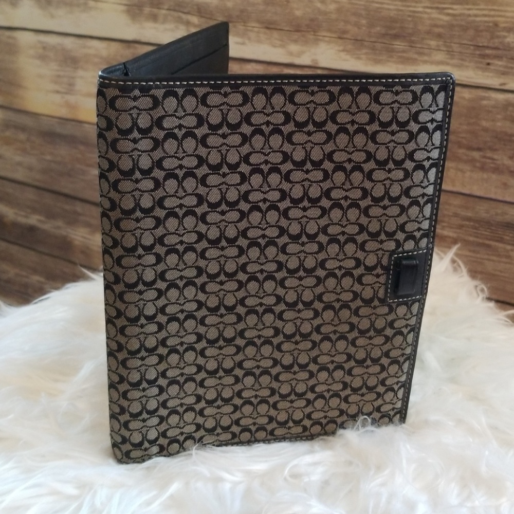 Coach padfolio